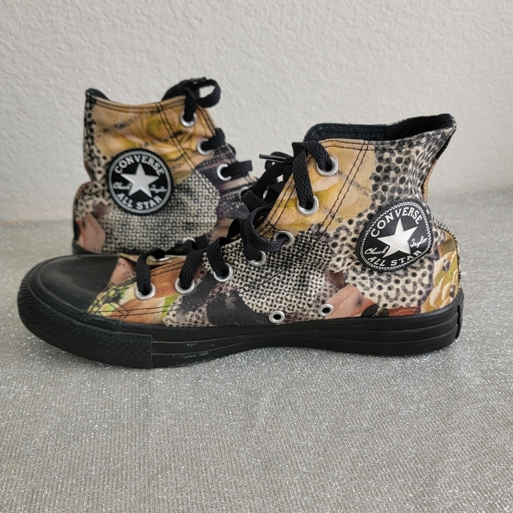 Converse Chuck Taylor 553294F Women's Digital Black Pink Floral Print Size 7.5